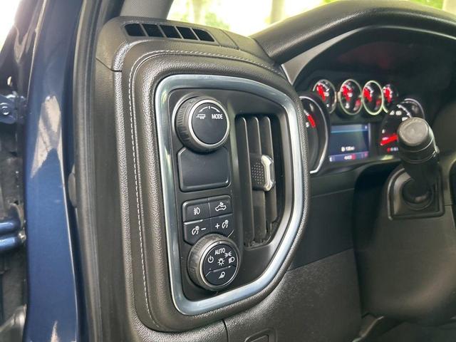 Photo of 2022 Northsky Blue Metallic Chevrolet Silverado 1500 Limited