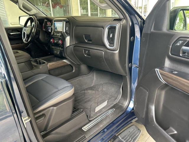 Photo of 2022 Northsky Blue Metallic Chevrolet Silverado 1500 Limited