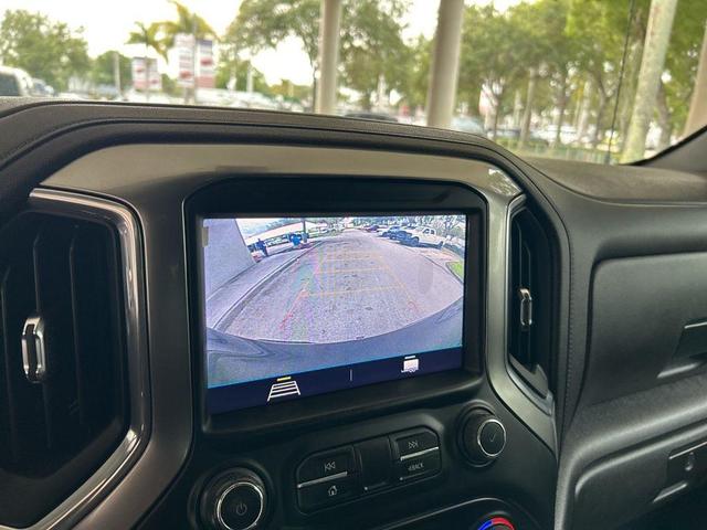 Photo of 2022 Northsky Blue Metallic Chevrolet Silverado 1500 Limited