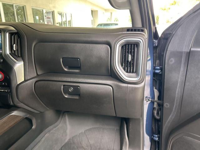 Photo of 2022 Northsky Blue Metallic Chevrolet Silverado 1500 Limited