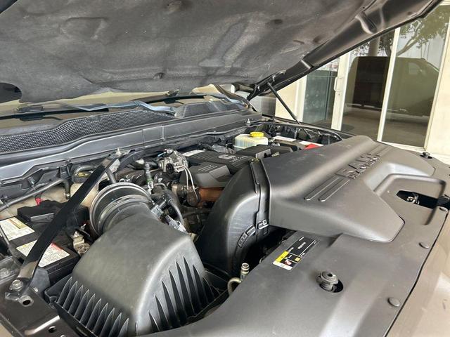 Photo of 2020 Granite Crystal Clearcoat Metallic RAM 2500
