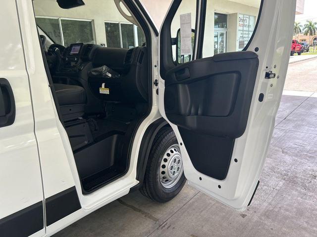 Photo of 2025 Bright White Clearcoat RAM ProMaster 1500