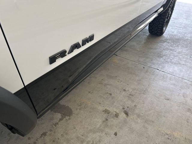 Photo of 2025 Bright White Clearcoat RAM 2500