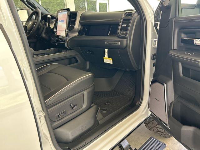 Photo of 2025 Bright White Clearcoat RAM 2500