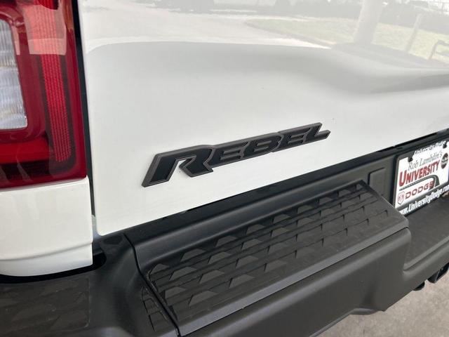 Photo of 2025 Bright White Clearcoat RAM 2500