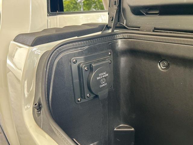 Photo of 2025 Bright White Clearcoat RAM 2500
