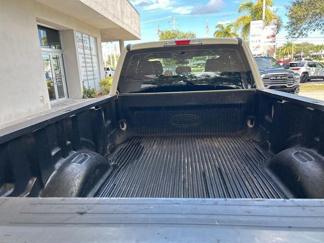 Photo of 2019 Oxford White Ford F-350