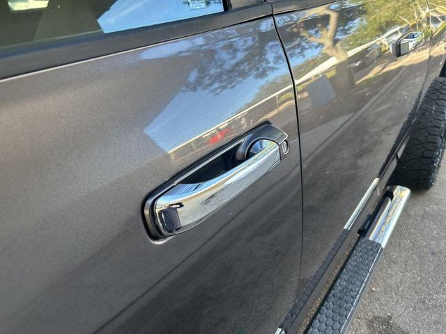 Photo of 2016 Granite Crystal Clearcoat Metallic RAM 2500