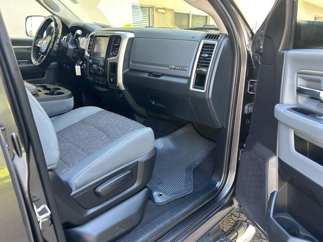 Photo of 2016 Granite Crystal Clearcoat Metallic RAM 2500