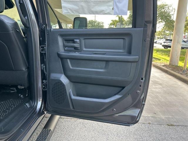 Photo of 2025 Granite Crystal Clearcoat Metallic RAM 2500