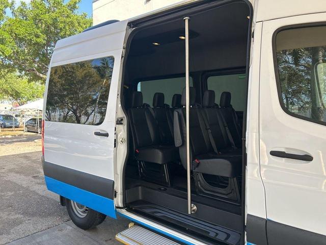 Photo of 2021 Gray Mercedes-Benz Sprinter 2500