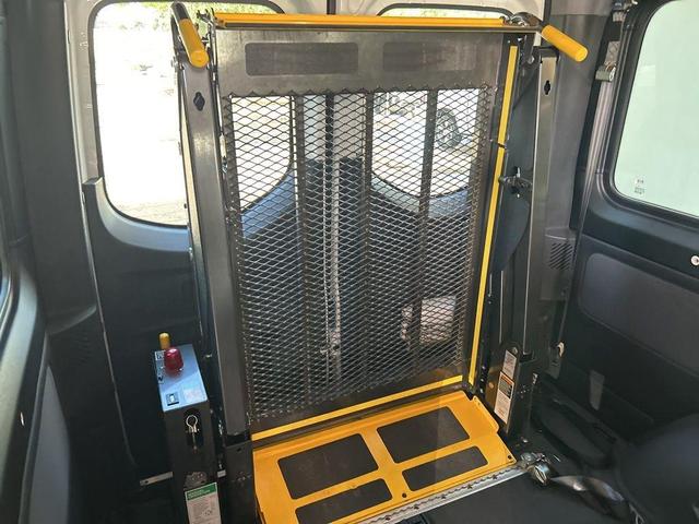 Photo of 2021 Gray Mercedes-Benz Sprinter 2500