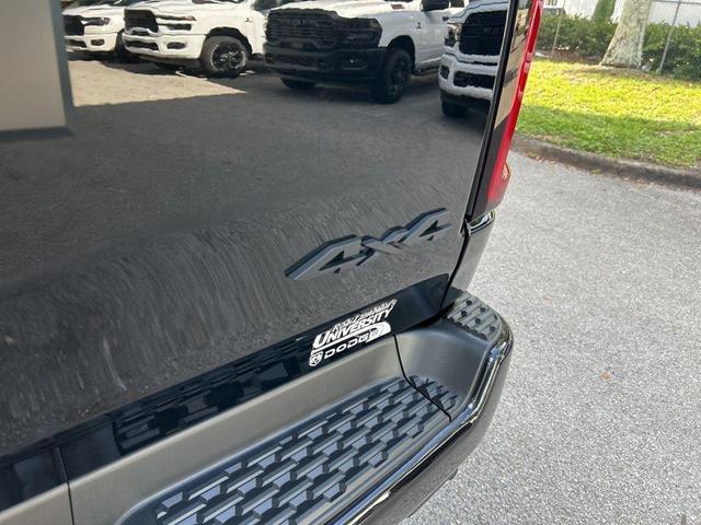 Photo of 2025 Diamond Black RAM 1500