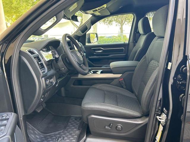 Photo of 2025 Diamond Black RAM 1500