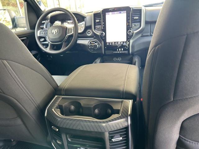 Photo of 2025 Diamond Black RAM 1500