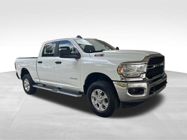 Photo of 2024 Bright White Clearcoat RAM 2500