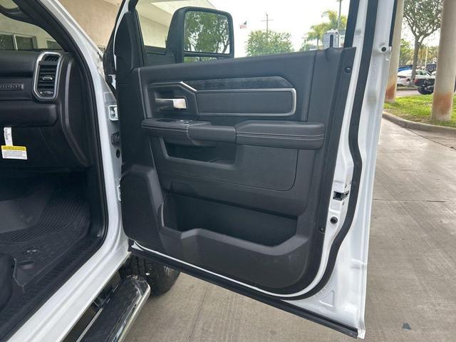 Photo of 2024 Bright White Clearcoat RAM 2500