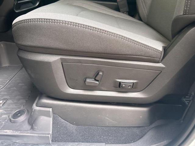 Photo of 2024 Bright White Clearcoat RAM 2500