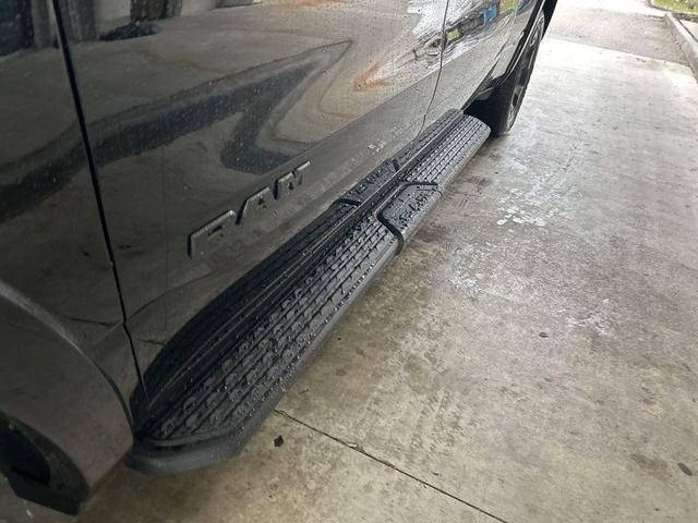Photo of 2025 Diamond Black RAM 1500