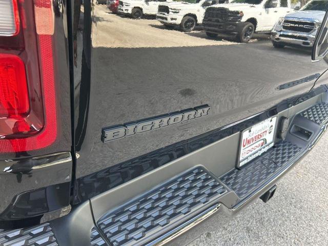 Photo of 2025 Diamond Black RAM 1500