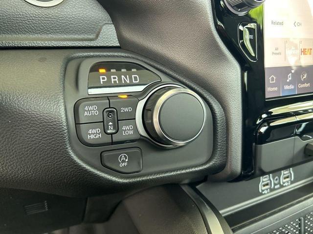 Photo of 2025 Diamond Black RAM 1500