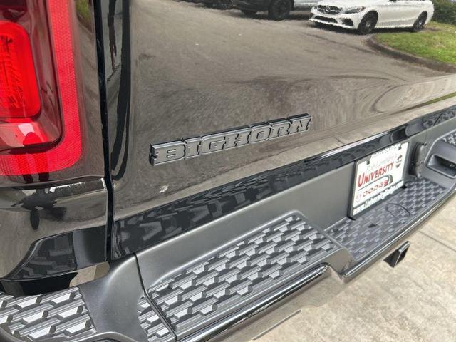 Photo of 2025 Diamond Black RAM 1500