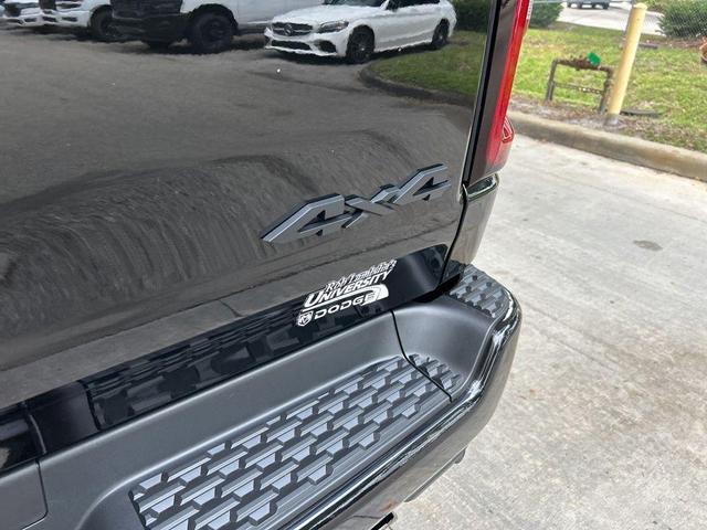 Photo of 2025 Diamond Black RAM 1500