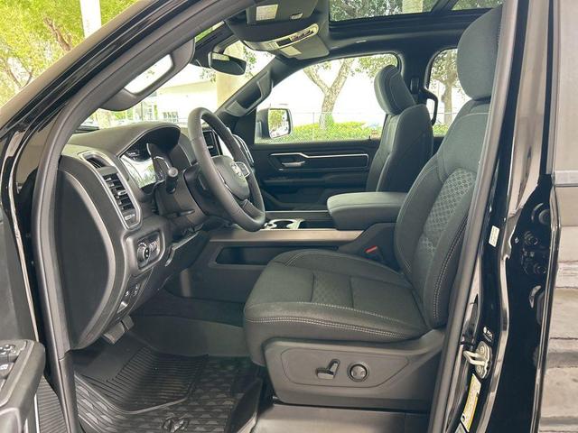 Photo of 2025 Diamond Black RAM 1500