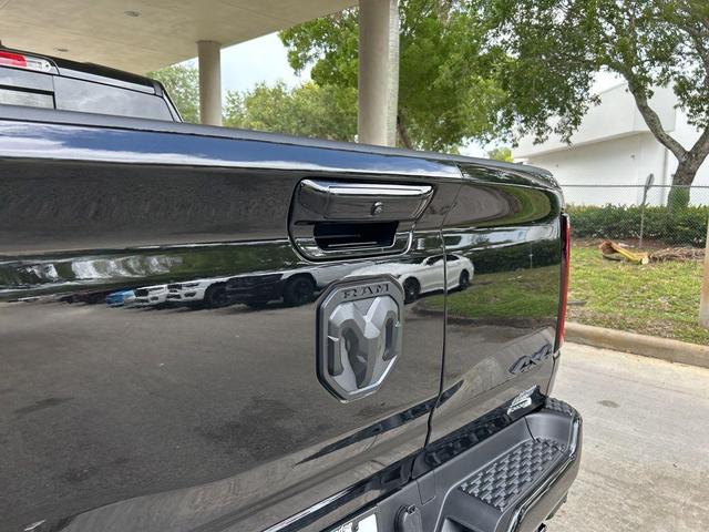 Photo of 2025 Diamond Black RAM 1500