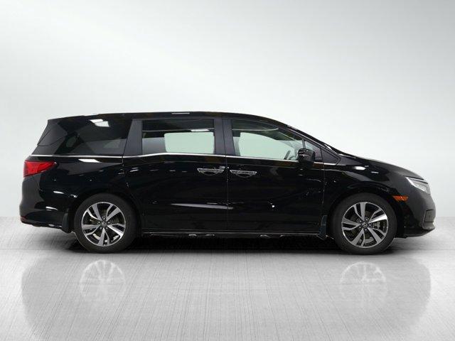 Photo of 2024 Black Honda Odyssey