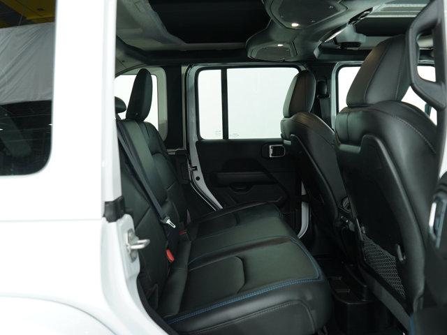 Photo of 2024 Bright White Clearcoat Jeep Wrangler