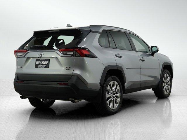 Photo of 2025 Silver Toyota RAV4