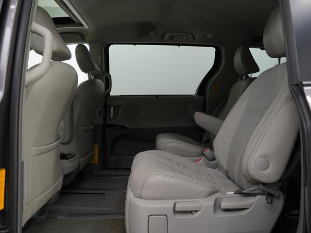 Photo of 2013 Gray Toyota Sienna