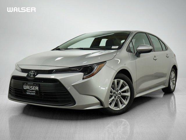 Photo of 2025 Silver Toyota Corolla