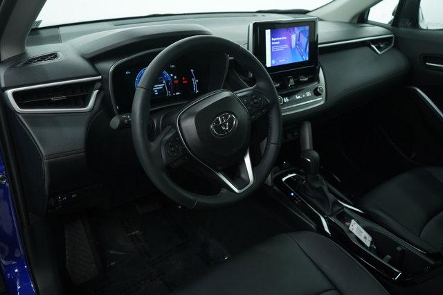 Photo of 2025 Blue Crush Metallic Toyota Corolla Cross