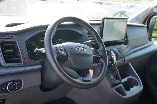 Photo of 2022 Oxford White Ford Transit-350