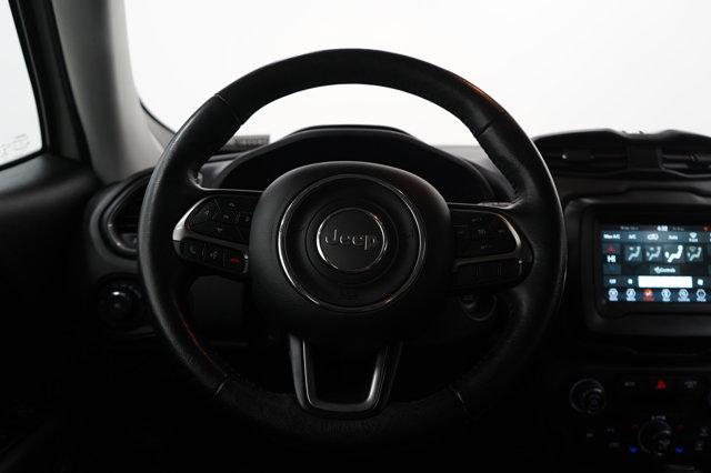Photo of 2020 Alpine White Clearcoat Jeep Renegade