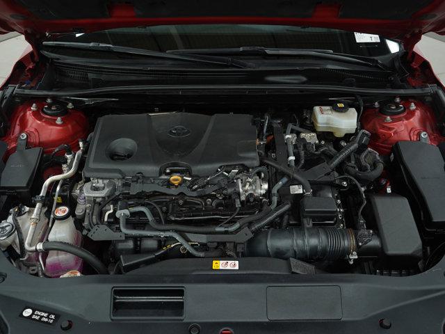 Photo of 2022 Supersonic Red Toyota Avalon Hybrid