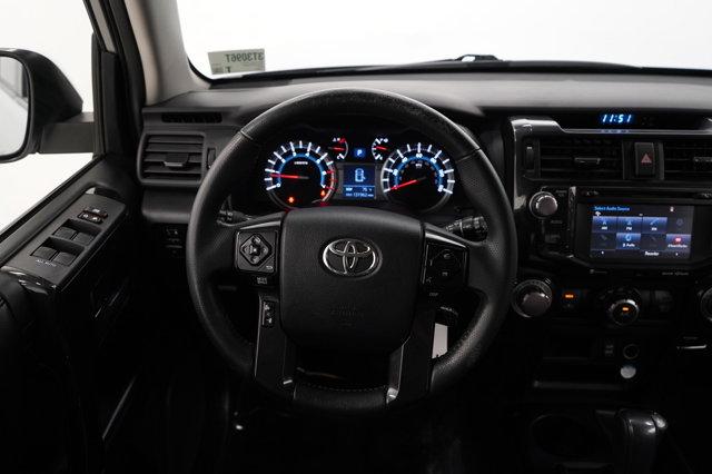 Photo of 2016 Silver Toyota 4Runner