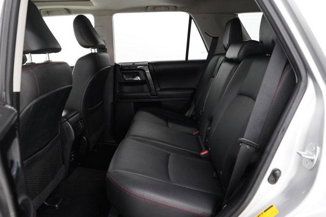 Photo of 2016 Silver Toyota 4Runner