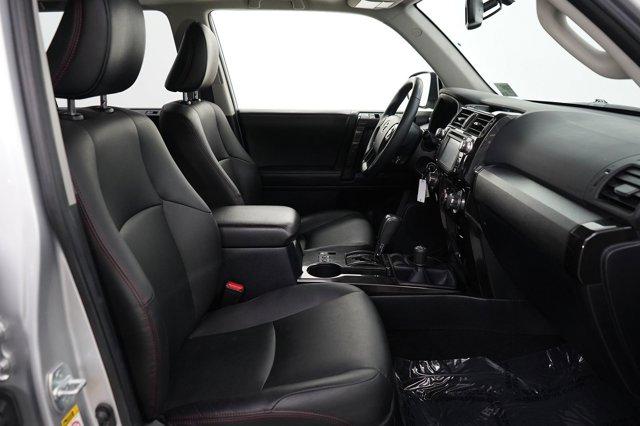 Photo of 2016 Silver Toyota 4Runner