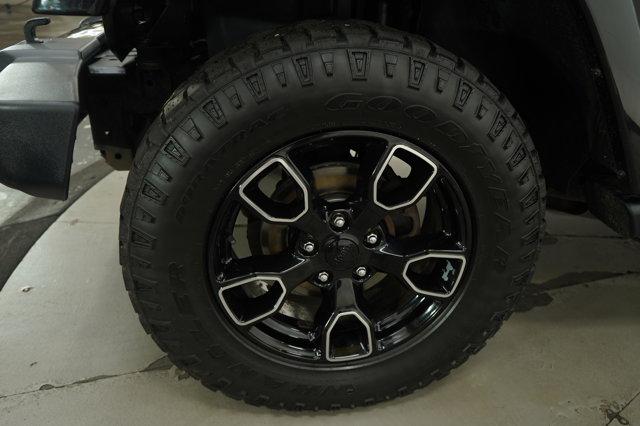 Photo of 2014 Black Clearcoat Jeep Wrangler