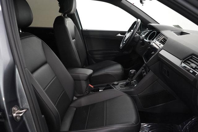Photo of 2021 Platinum Gray Metallic Volkswagen Tiguan