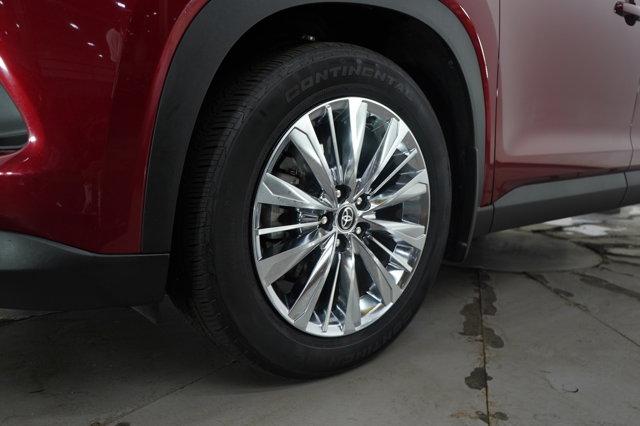 Photo of 2024 Ruby Toyota Grand Highlander
