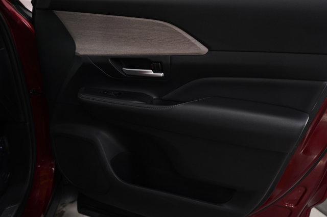 Photo of 2024 Ruby Toyota Grand Highlander