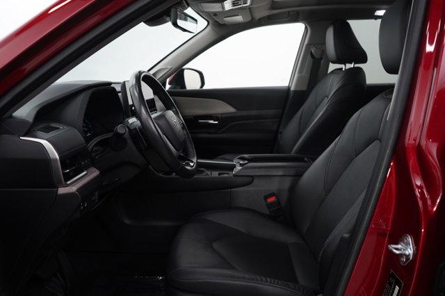 Photo of 2024 Ruby Toyota Grand Highlander