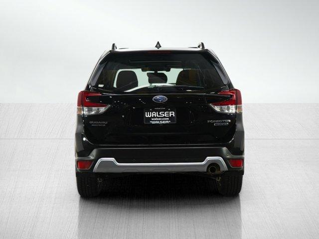 Photo of 2021 Crystal Black Pearl Subaru Forester