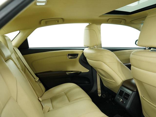 Photo of 2016 Creme Brulee Toyota Avalon Hybrid