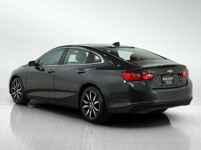 Photo of 2018 Nightfall Gray Metallic Chevrolet Malibu
