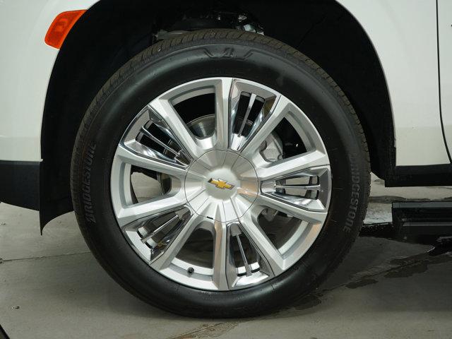 Photo of 2024 Iridescent Pearl Tricoat Chevrolet Tahoe